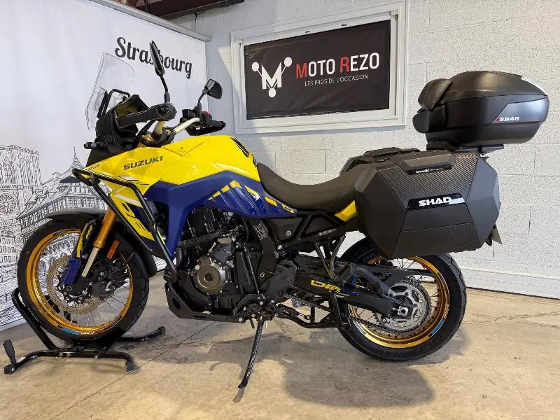 DL VSTROM 800DE
