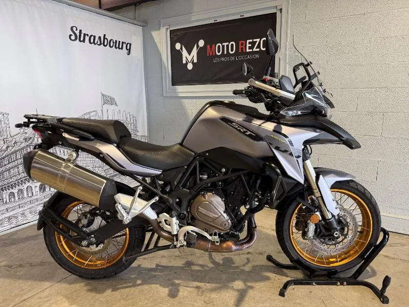 SRT 700 X 2023