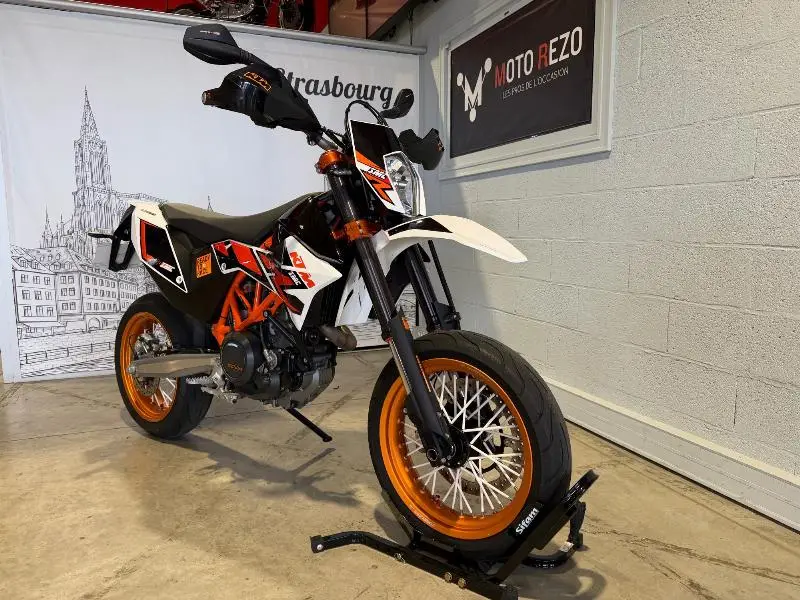 690 SMC R