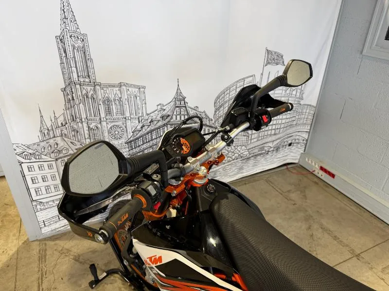 690 SMC R