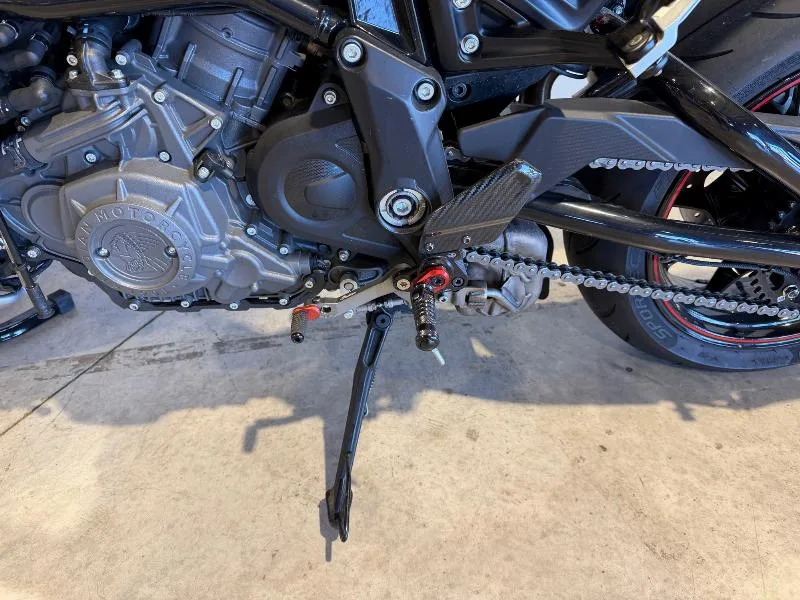FTR 1200 R