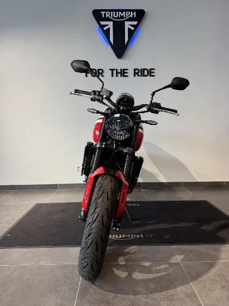 TRIDENT 660
