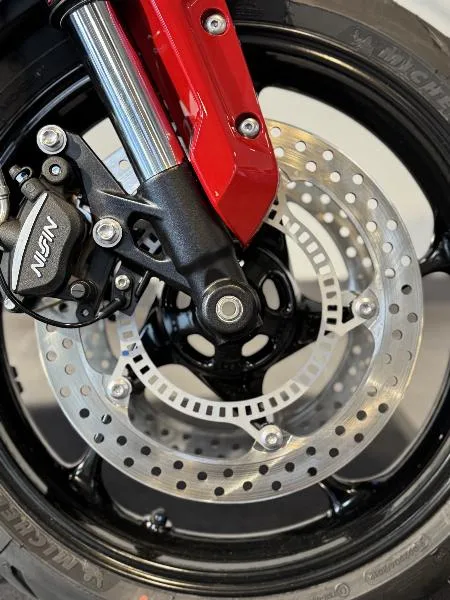 TRIDENT 660