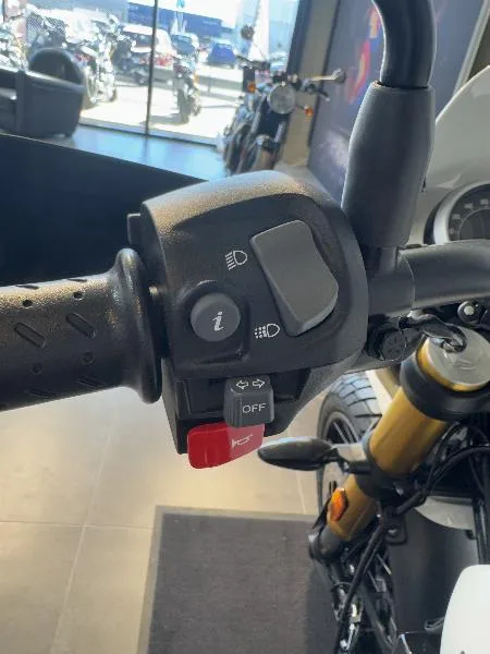 Scrambler 400 XC