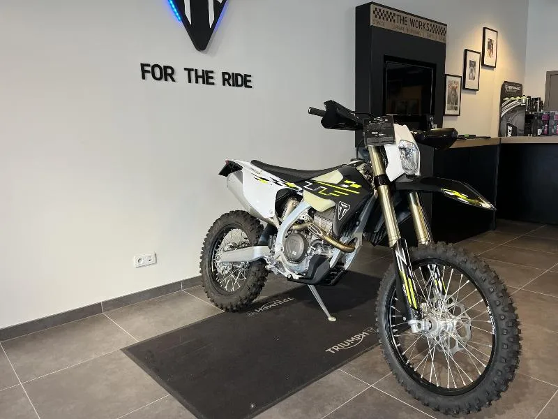 TRIUMPH TF E 250 ENDURO