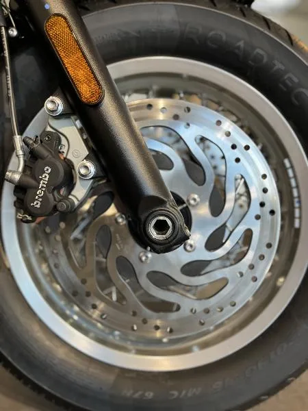 BONNEVILLE SPEEDMASTER 1200