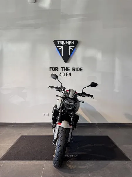 TRIDENT 800