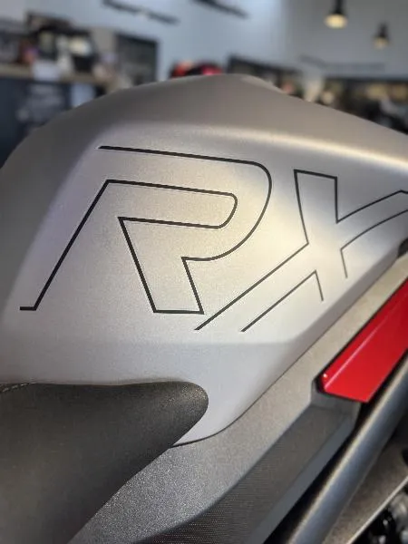 STREET TRIPLE 765 RX