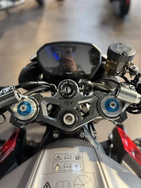 STREET TRIPLE 765 RX