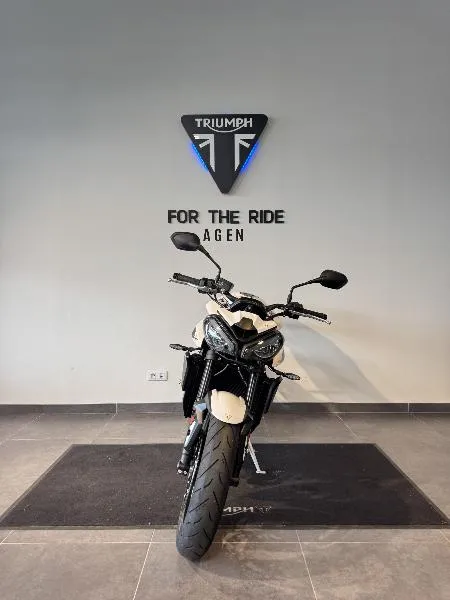 STREET TRIPLE 765 R