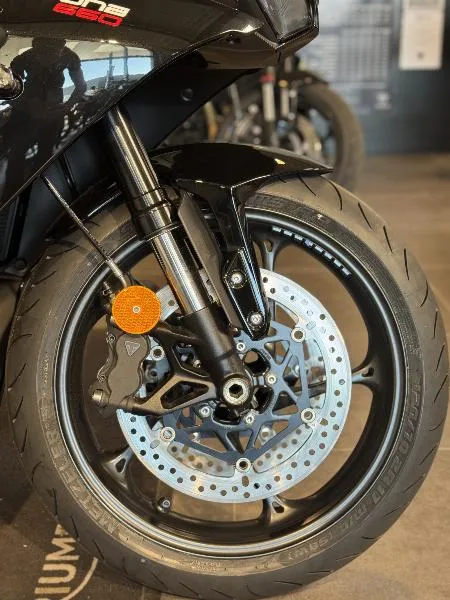 	DAYTONA 660