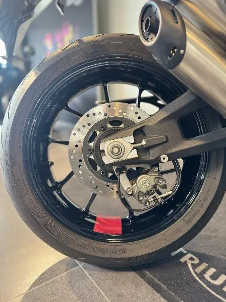 Ducati MONSTER 937 