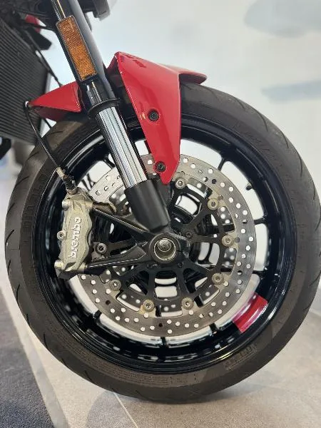 Ducati MONSTER 937 