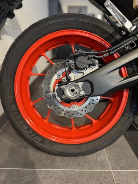 MT07