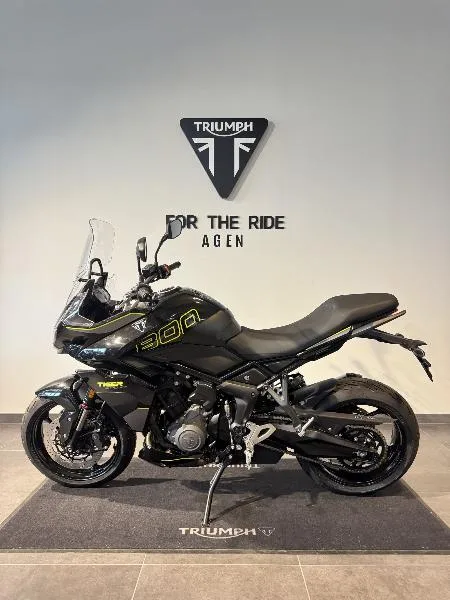 TIGER 800