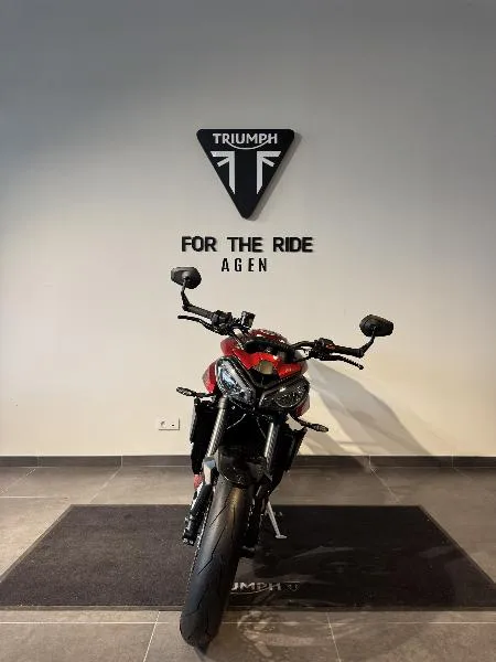 STREET TRIPLE 765 RS