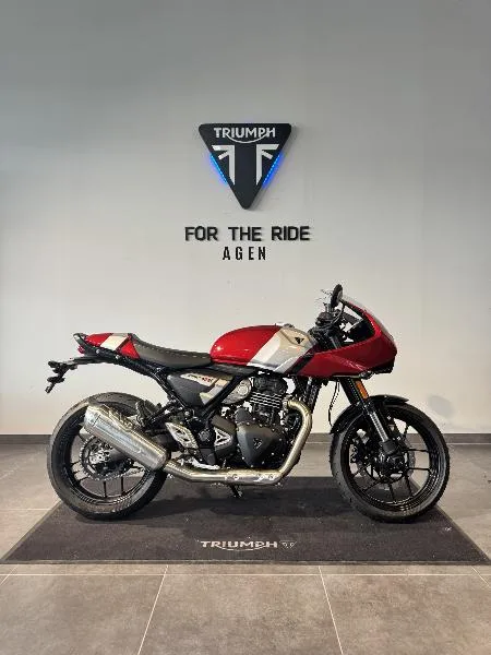 Thruxton 400