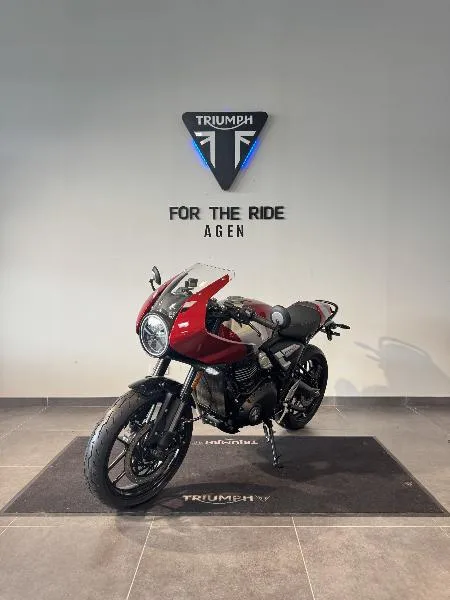 Thruxton 400