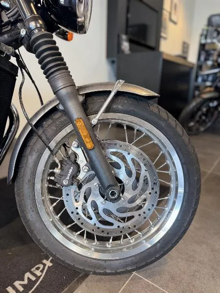 Bonneville T120 GOLD LINE Edition