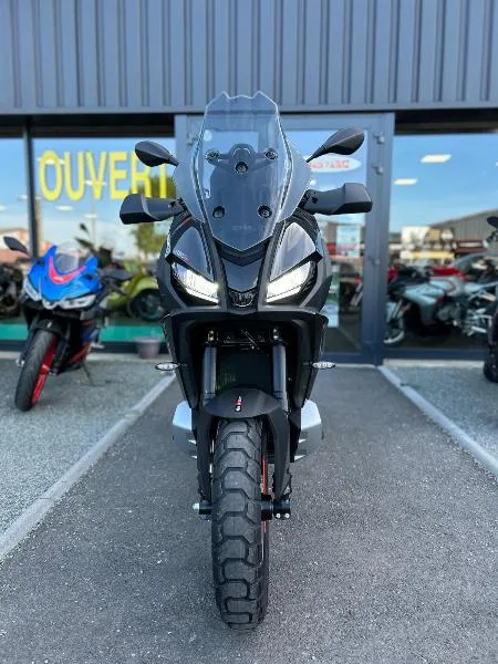 SR GT 400