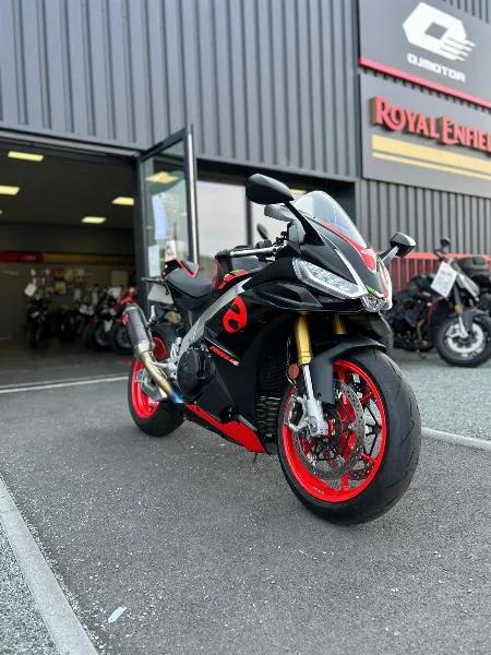 RSV4 1100