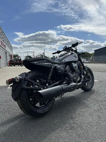 SRV 600