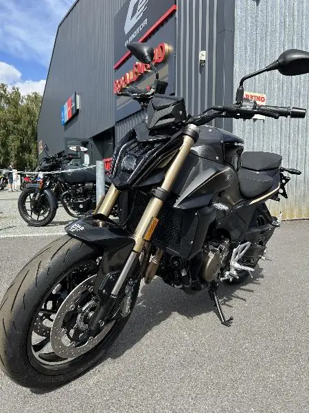 SRK 600