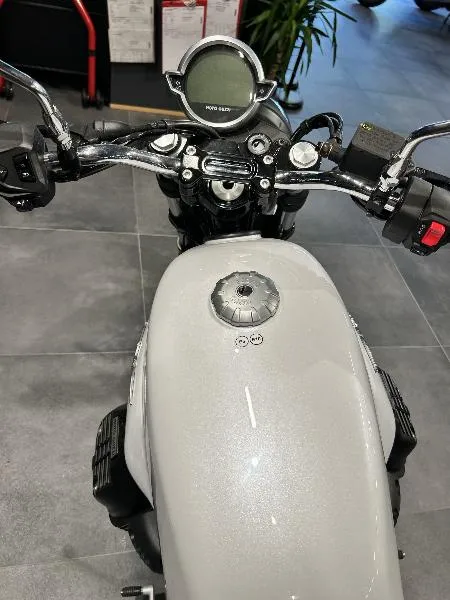 V7 SPECIAL