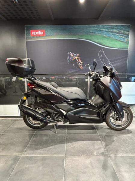 XMAX 125 TECH MAX