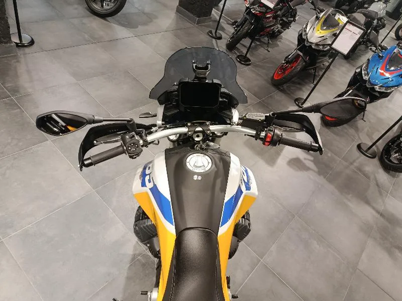 V85 TT 850