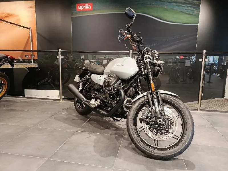 V7 SPORT 850