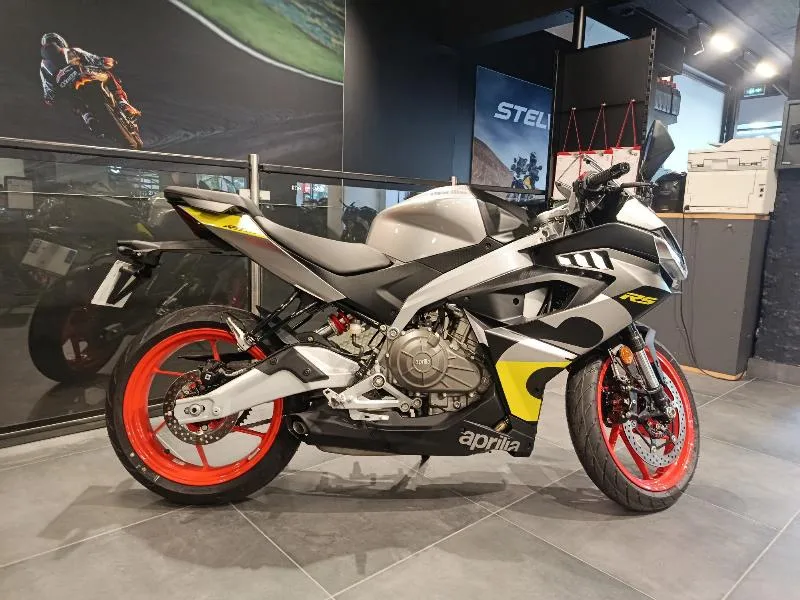 RS 457