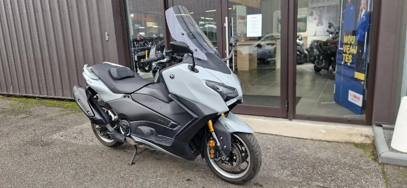 XP TMAX 560 TECH MAX