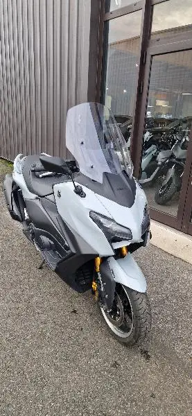 XP TMAX 560 TECH MAX