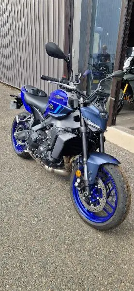 MT09