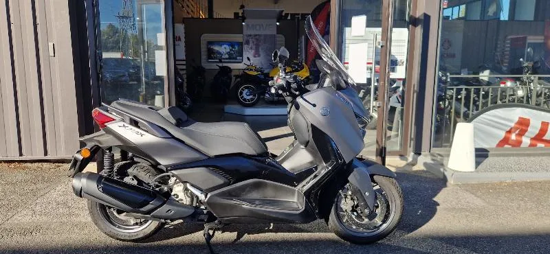 XMAX 300 Tech Max