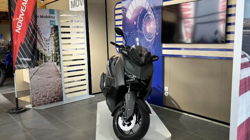 XMAX 125