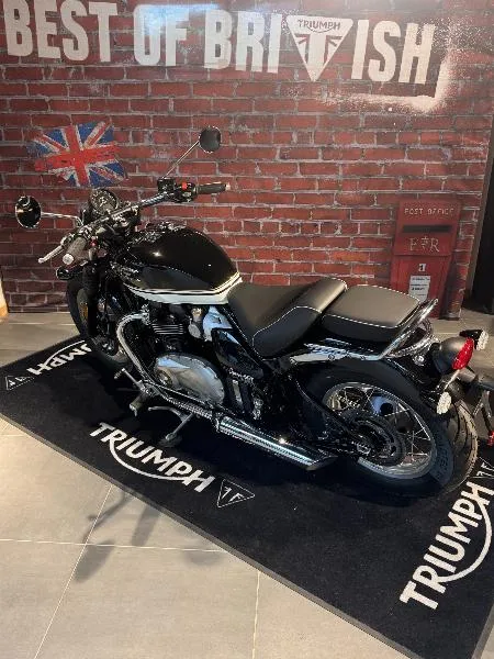 BONNEVILLE SPEEDMASTER 1200