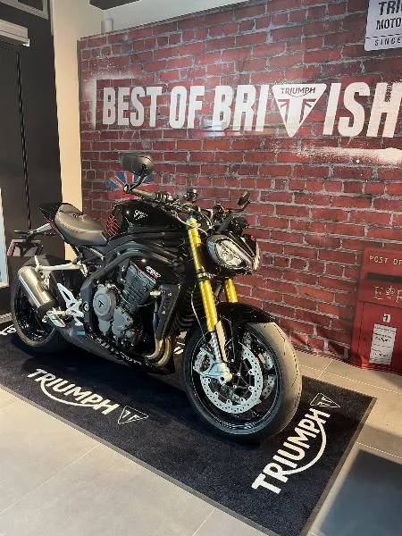 SPEED TRIPLE 1200 RS