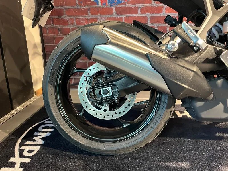 TIGER SPORT 800