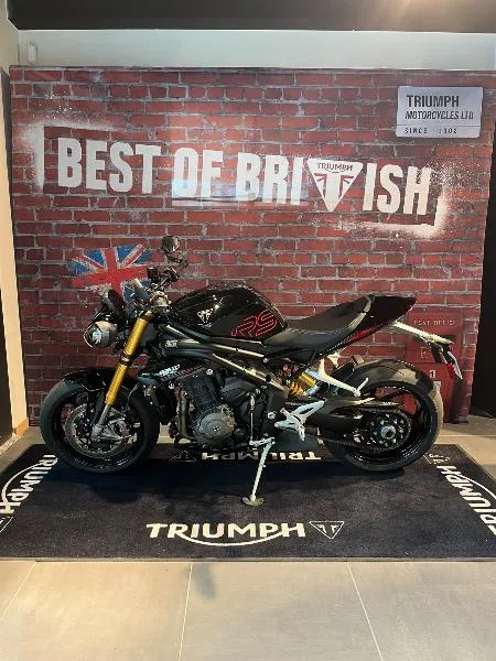 SPEED TRIPLE 1200 RS