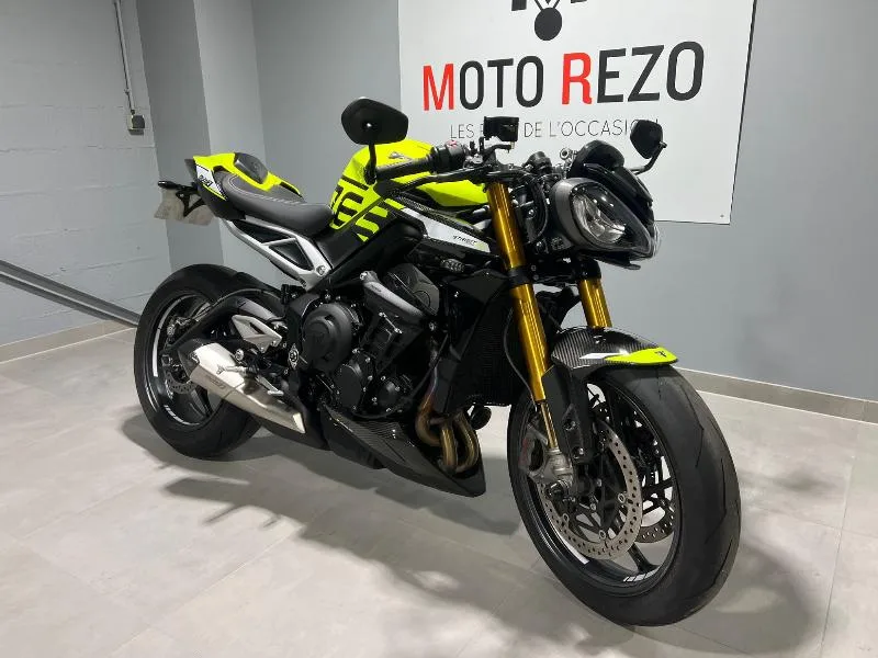 STREET TRIPLE 765 RS