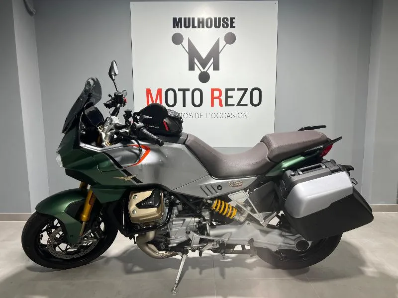 V100  MANDELLO