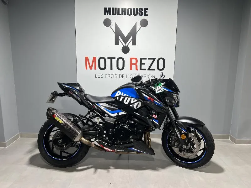 GSXS 750