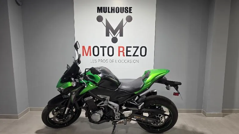 Z 900