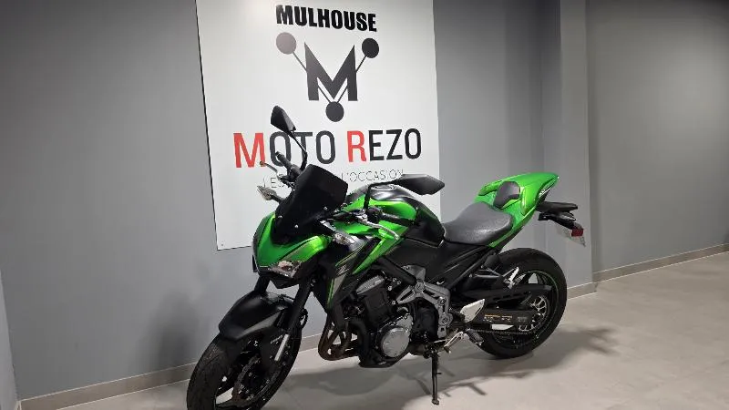 Z 900