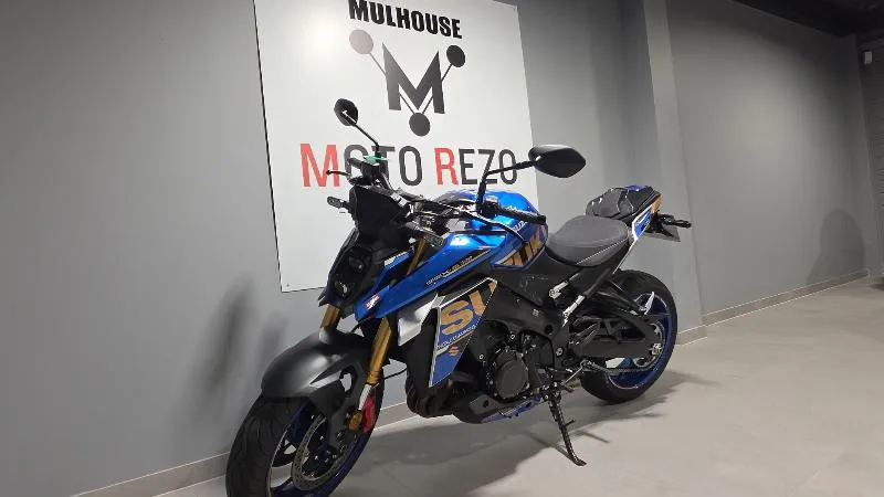 GSXS 1000