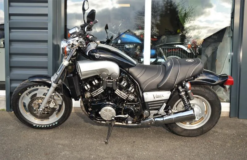 1200 VMAX
