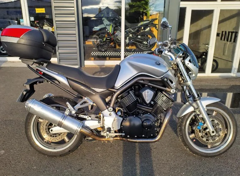 BT 1100 BULLDOG