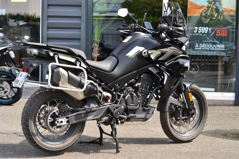 MT 800 Explore